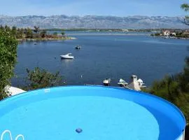 Apartment in Nin with sea view, terrace, air conditioning, Wi-Fi (4868-2)