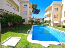 APARTBEACH GREEN RELAX MUY LUMINOSO JUNTO PLAYA y BARBACOA, üdülőközpont Salouban