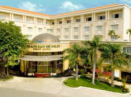 First Hotel, hotel near Tan Son Nhat International Airport - SGN, 