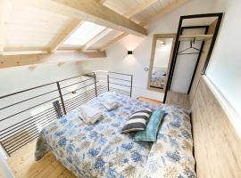 New Agriloft 1 Nursery, giardino, clima e Wi-Fi a 50 mt dal mare – hotel w mieście Bordighera