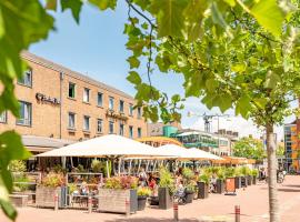 Hotel Restaurant Grandcafé 't Voorhuys, hotell i Emmeloord