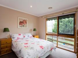 Geelong Holiday Home, hotel cerca de Centro comercial Waurn Ponds, Geelong