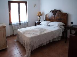 CASA VACANZA LA VILLA, budget hotel sa Amelia