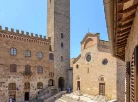 Sangi Studio Apartment - with amazing view of the Duomo