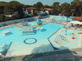 Sona Mobilhome M, Hotel in Lido di Spina