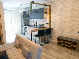 Rita, apartament ideal per a dos, apartamento em Tremp