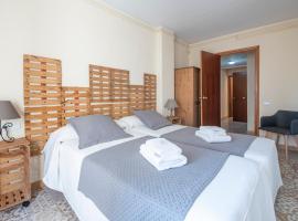 Cal Giral I, hotell i Cornudella