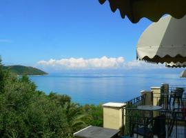Room in BB - Apraos Bay Hotel In Kalamaki Beach- a peaceful area with great sea view, hotel ad Apraos