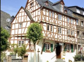 Gästehaus Ratsschänke, B&B i Zeltingen-Rachtig