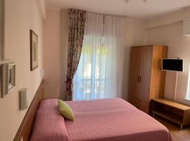 Hotel Stazione del Sole – hotel w Albendze