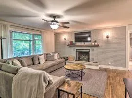 Sunroom, Fire Pit and Sauna Lake Locust Village Gem