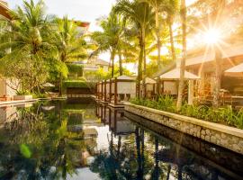 The Chava Resort, hotell i Surin Beach