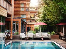Small Luxury Hotel of the World - DasPosthotel, hotell i Zell am Ziller