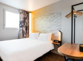 B&B HOTEL Le Port Marly Saint Germain en Laye, hotel u gradu Le Por Marli