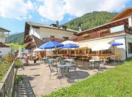 Gasthof Albergo Neuwirt, parkimisega hotell sihtkohas Val di Vizze