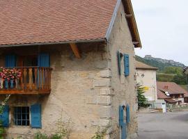 Les volets bleus, self catering accommodation in Gresse-en-Vercors