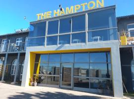 The Hampton Exclusive Guesthouse, hotel in East London