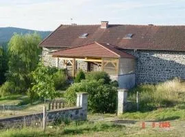 Maison de Vacances Nature avec Grand Jardin et Proximité La Chaise-Dieu - FR-1-582-242