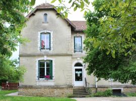 Gîte Haraucourt, 2 pièces, 3 personnes - FR-1-584-22, holiday rental in Haraucourt