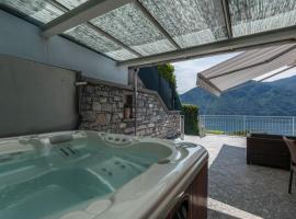 Golfo di Venere, hotel with jacuzzis in Lenno