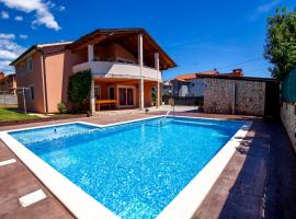 Villa Anita, hotel  v bl&iacute;zkosti letiska Pula Airport