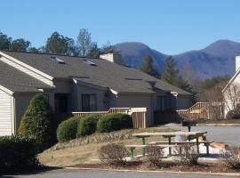 Fairways of the Mountain, a VRI resort, hotel in Lake Lure