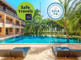 Khaolak Mohin Tara Resort - SHA Certified, hotel en Khao Lak