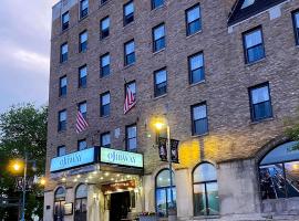 The Hotel Ojibway, Trademark Collection by Wyndham、スーセントマリーのホテル