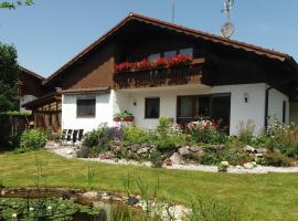 Gästehaus Walter, guest house di Eisenberg