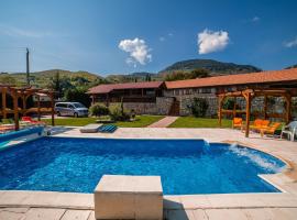 Vila Izvoarele, hotell i Izvoarele