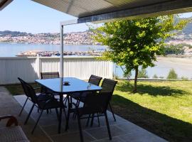 Casa Independiente Bella Vista, holiday home in Moaña