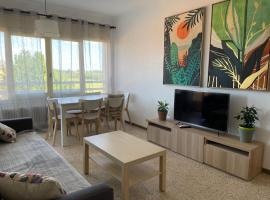 Apartment Costa Brava en Verges, renta vacacional en Verges