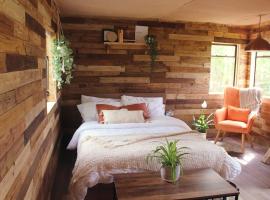 The Cabin Project: Portglenone şehrinde bir orman evi