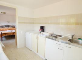 Studio for short stay, hotel v destinaci Rabac