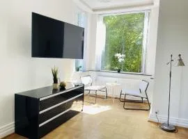 aday - Aalborg mansion - Open bright apartment with garden