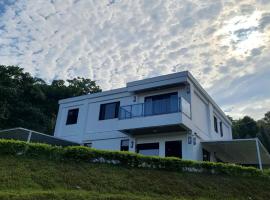 印象莊園包棟民宿,一日一組客人,依人數開房, chalupa v destinaci Xihu