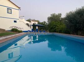 Monte da Fonte - piscina, tenis e snooker no Alentejo, lacný hotel v destinácii Vila de Frades