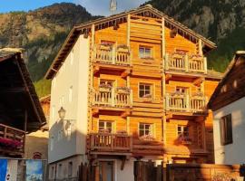 Le Chalet du Paradis, hotell i Cogne