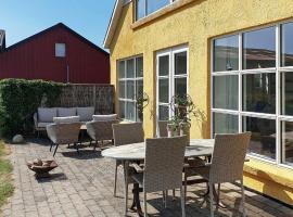 4 person holiday home in Snedsted, sumarbústaður í Snedsted