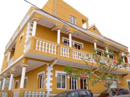 Residensia Ka Denxu, levný hotel v destinaci Vila Nova Sintra