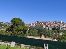 Maison avec vue, Ferienhaus in Les-Pennes-Mirabeau