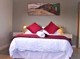 Suite Ruby Tuesday - Capri, hotel near King of Kings Baptist Centre, Capri Village