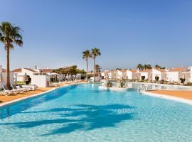Sagitario Menorca Mar Adults only, hotel cerca de Faro de Artrutx, Cala'n Bosch