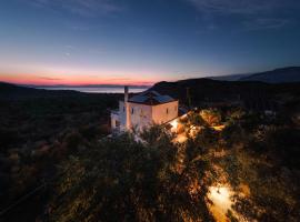 Appartement in OLIVE GROOVE HOUSE PELOPONNESOS WESTERN MANI, κατάλυμα με κουζίνα σε Kalianaíika