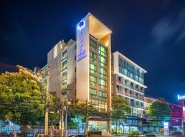 PLAAI Prime Hotel Rayong, Formerly D Varee Diva Central Rayong, hotel in Rayong