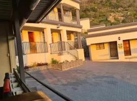 SummerField Guest House