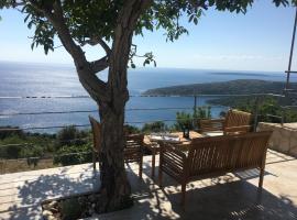 House Medea – hotel w mieście Velike Ustrine