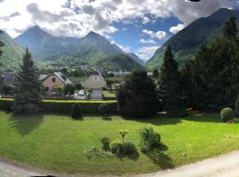 Au cœur des Pyrénées, apartemen di Pierrefitte Nestalas