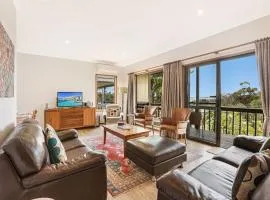 Alva Lee by Experience Jervis Bay