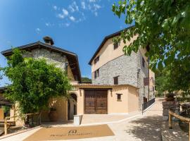 Borgo Incantato Spoleto, hotel s jacuzzi v destinácii Pompagnano